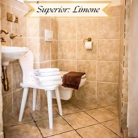 Toscana Boutique Alojamento de Acomodação e Pequeno-almoço 3*